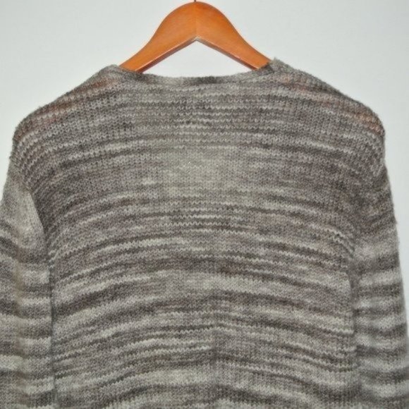 Cousin Johnny‎ Wool V-Neck Sweater  L - Picture 9 of 10